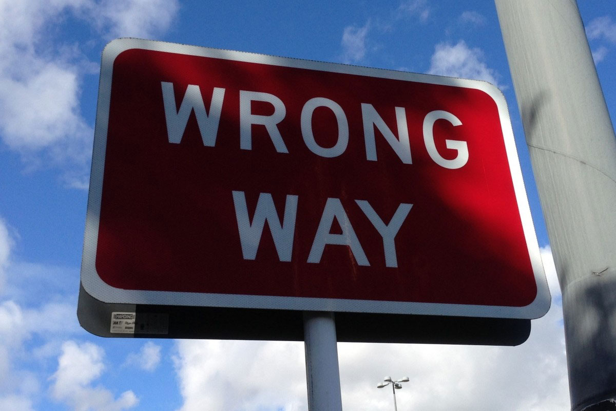 ACP Internist- Scribes: A write way and a wrong way